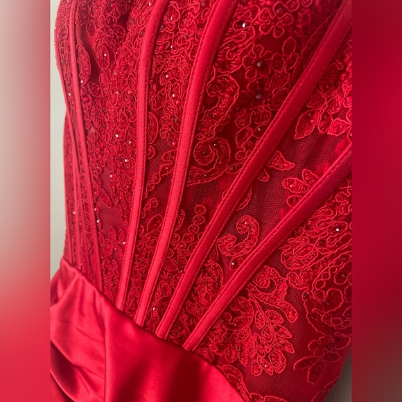 Sherri Hill Stunning Red Prom Corset Gown (style 55419) - Picture 7 of 16